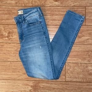 Hollister High Rise Skinny Jeans